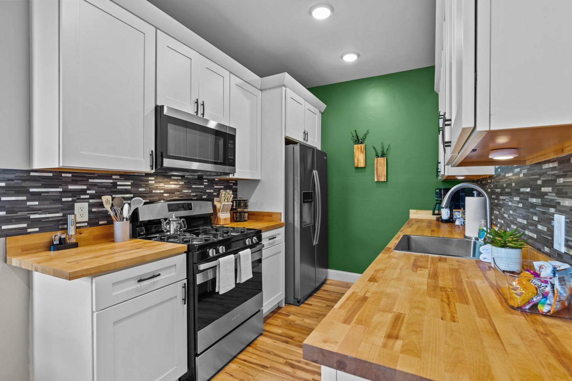 West End Whimsy | Jz Vacation Rentals Tower Grove Exteriör bild
